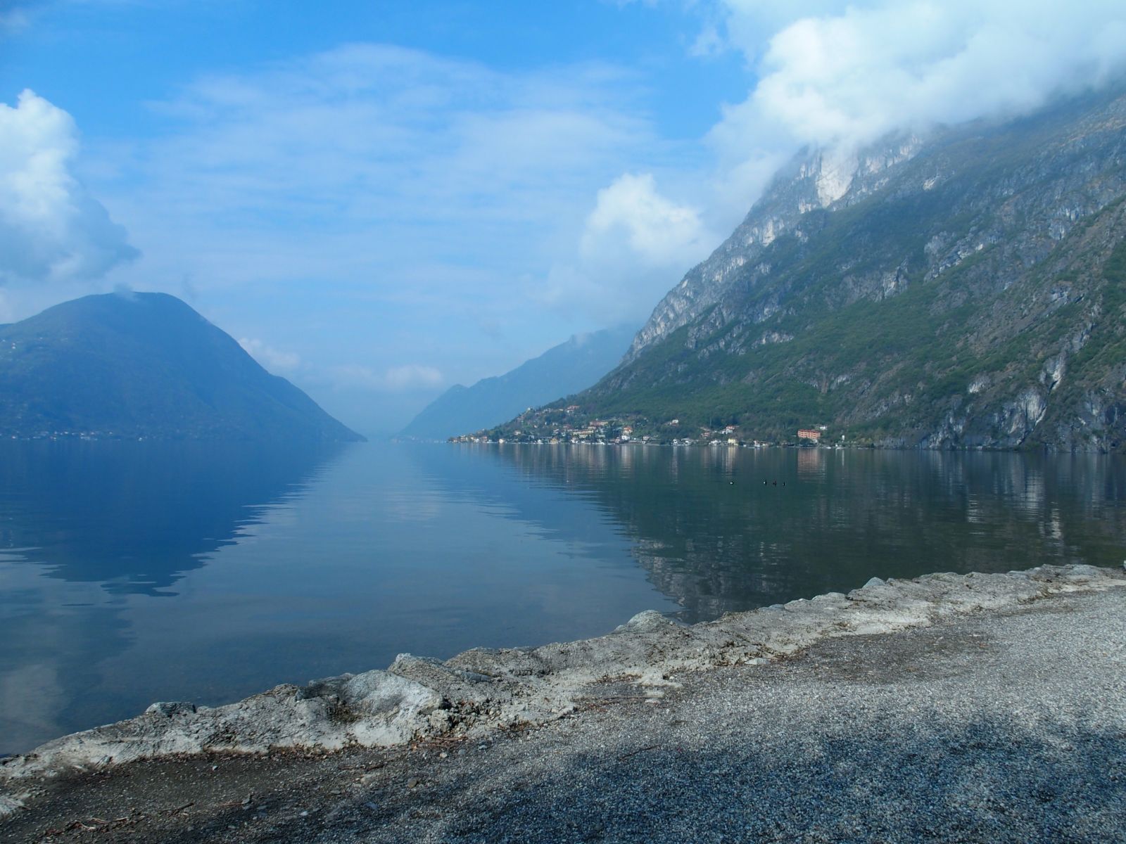 Luganomeer vanaf camping/Luganersee von der Campingplatz